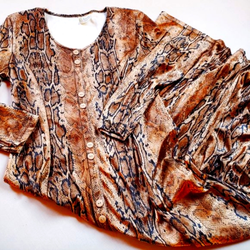 Snakeskin Print Vintage Maxi Dress Long Sleeve Button Front